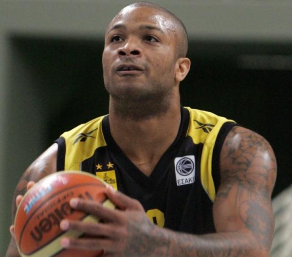 PJ.塔克——小人物的英雄路 PJ.塔克——小人物的英雄路