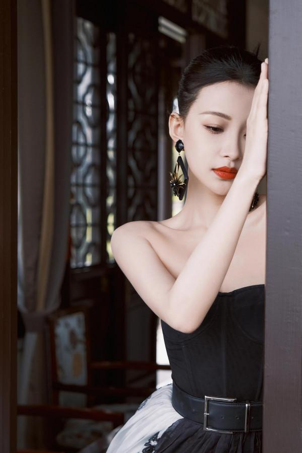 201號“女神”孫怡 201號“女神”孫怡