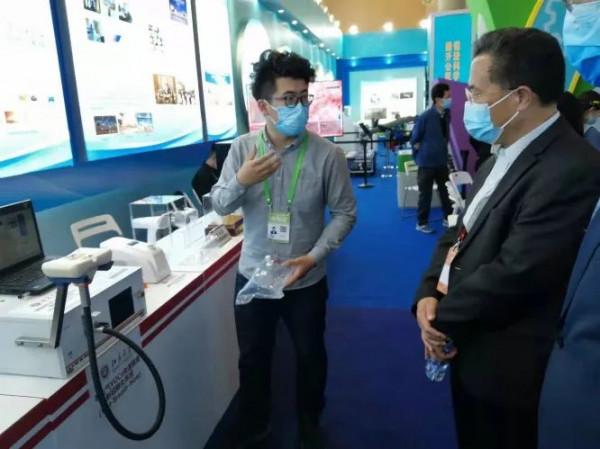 “十三五”科技展上的北大突破