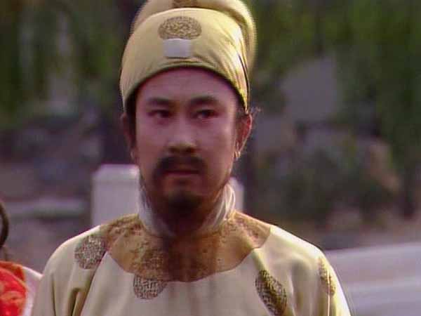 賈府被抄的原因僅僅是靠山倒了嗎?當然不是!是因為賈政 賈府被抄的原因僅僅是靠山倒了嗎?當然不是!是因為賈政