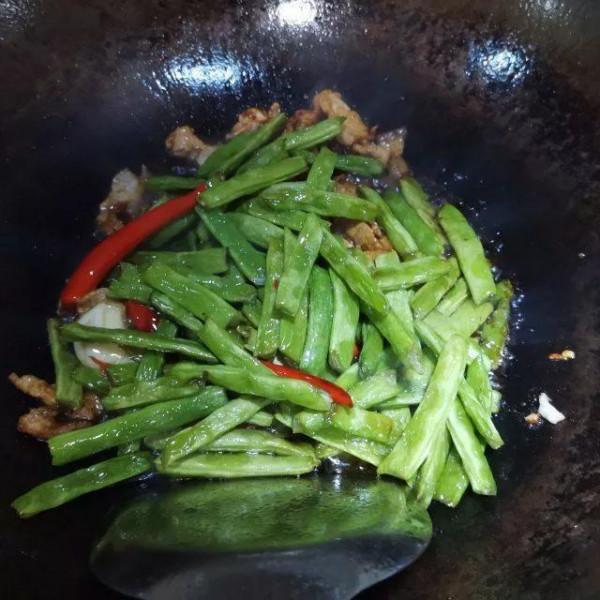 乾煸四季豆燒肉，幹香味美，下飯神器