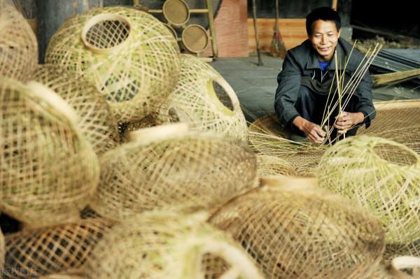 農村正在消失的6種手藝人,曾經都是手藝絕活,如今卻難覓蹤跡 農村正在消失的6種手藝人,曾經都是手藝絕活,如今卻難覓蹤跡