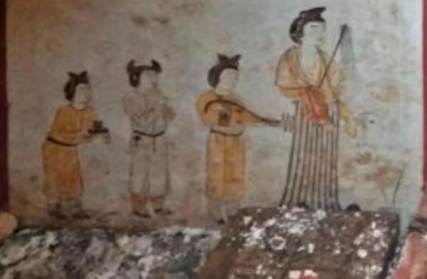 後人發現千年古墓，墓中出土一桌剩飯菜，原來古人吃的菜長這樣