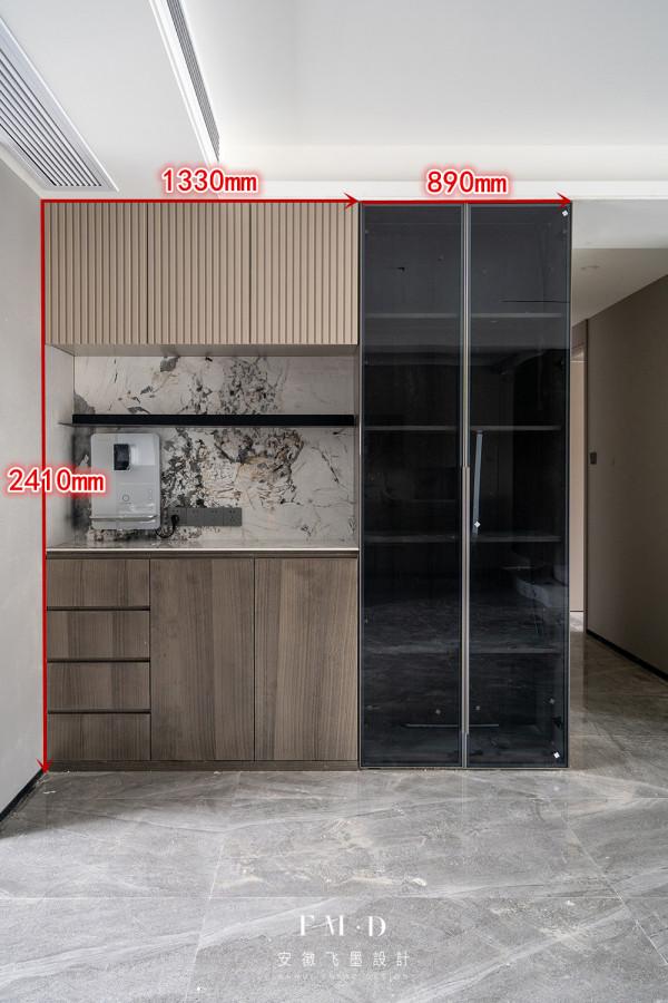 一梯兩戶半包20多萬，140㎡大橫廳打通陽臺，有200㎡大平層既視感