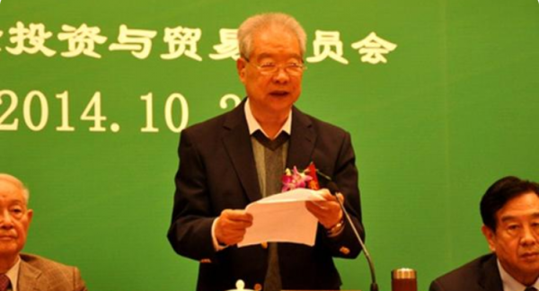 他是武警第四任司令員巴忠倓,63歲成為中將,卻在66歲引咎被免職 他是武警第四任司令員巴忠倓,63歲成為中將,卻在66歲引咎被免職