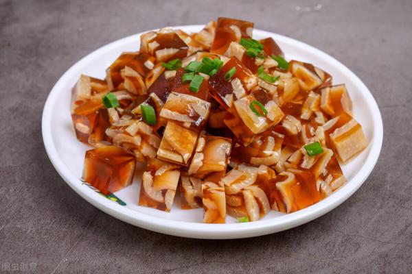 東北最出名的10道名菜，色鮮味濃分量足，每一道都讓人吃得好過癮