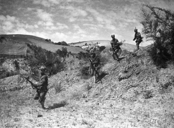 天生打仗的料！八路軍&OpenCurlyDoubleQuote;英雄呂布&rdquo;，一口氣砍死27個日本兵