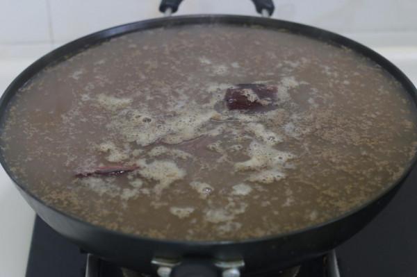 大愛的血豆腐,製作是如此簡單,沒任何新增,自己做得放心吃 大愛的血豆腐,製作是如此簡單,沒任何新增,自己做得放心吃