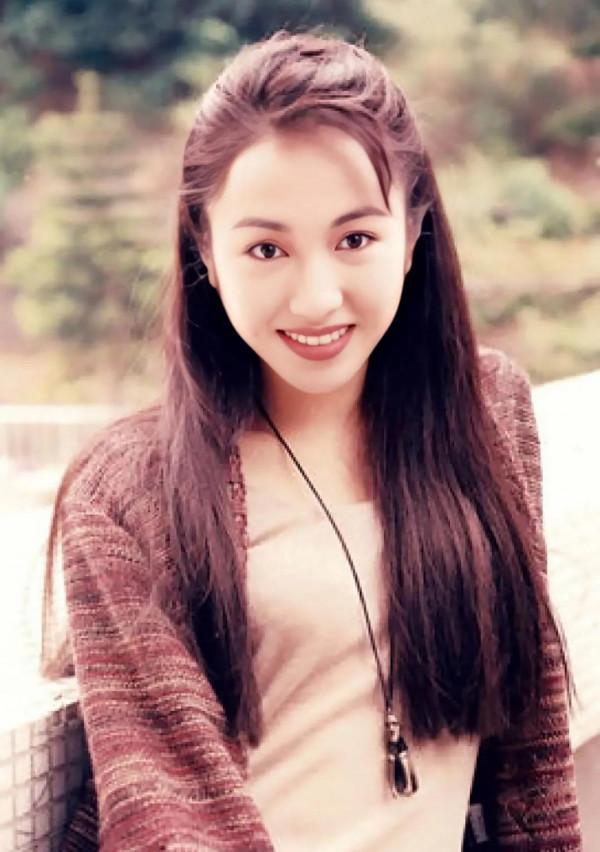 黎姿年輕時美照