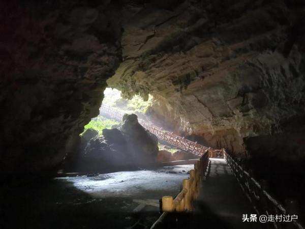 英德巖背石頭城，風光獨特，這裡有傳說中的寶藏