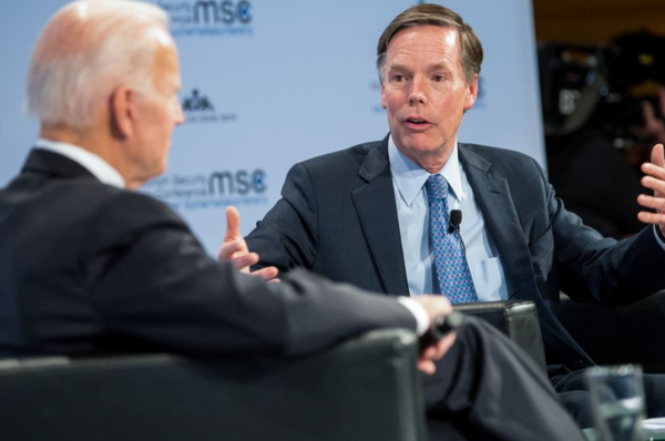 12月17日；韓國政界曝醜聞；美駐華大使定了；美軍又出事