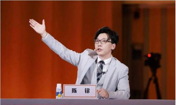 整容、娶老師、賣炸雞,這7位《奇葩說》的選手差距有點大 整容、娶老師、賣炸雞,這7位《奇葩說》的選手差距有點大