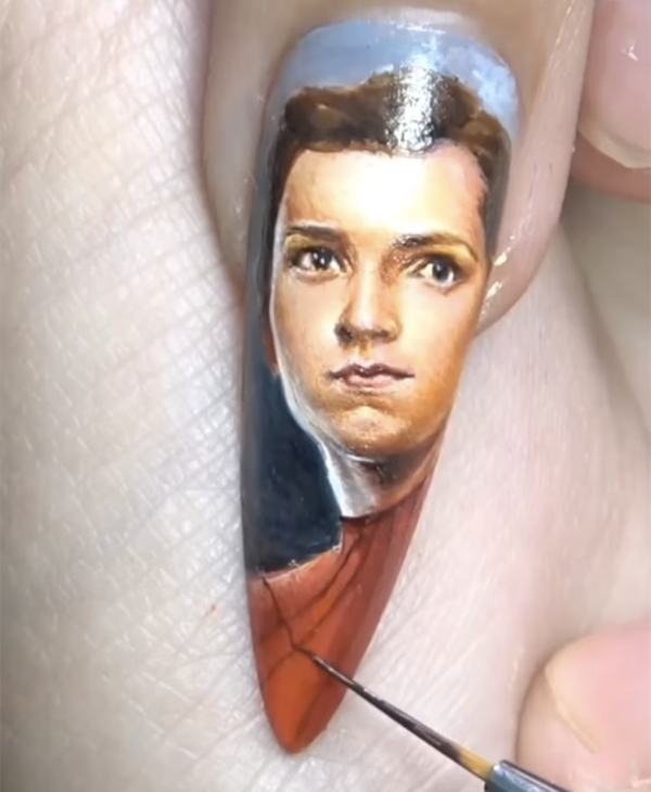 在指甲上進行二次元創作，動漫的影響力已經影響到了美妝行業