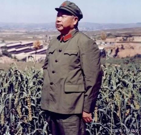 新中國首任炮兵司令