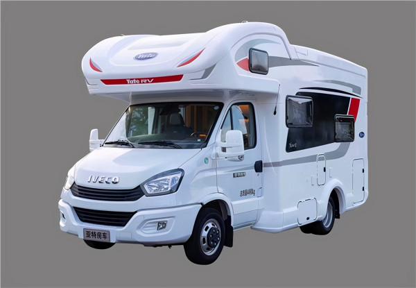 新款亞特Y8紀念版依維柯無拓展房車,超大空間滿足五人出行 新款亞特Y8紀念版依維柯無拓展房車,超大空間滿足五人出行