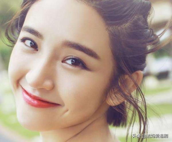 吳倩情人節官宣離婚！同為酒窩美人，7位女星，命運大不同