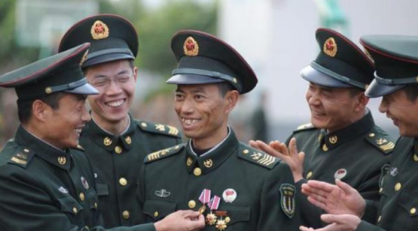 3位中國兵王：有人曾拒百萬年薪工作，有人部隊為他2次改士官編制
