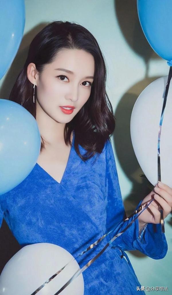 李沁現代裝美圖桌布