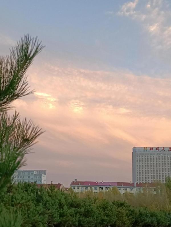 北京向西一步就是烏蘭察布 北京向西一步就是烏蘭察布