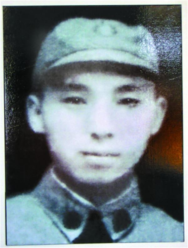 女子攜重病老人來到中南海，指名找國務院副總理，鄧子恢是我父親