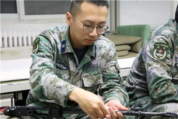 速來圍觀!第71集團軍“孔雀藍”淬火進行時 速來圍觀!第71集團軍“孔雀藍”淬火進行時