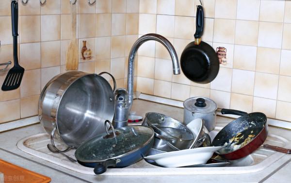 可怕,女子收玉米得肺炎,肺部長滿黴菌,注意家中這些位置易發黴 可怕,女子收玉米得肺炎,肺部長滿黴菌,注意家中這些位置易發黴