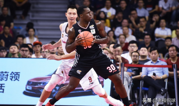 300萬美元，前遼寧外援CBA薪水曝光，可他還是放棄了遼寧