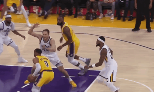 詹姆斯25+7+7威少關鍵2+1，湖人力克爵士