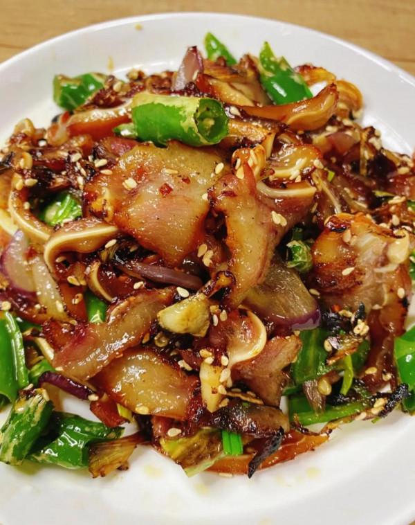 做這九道家常小菜招待朋友，你們說她會喜歡嗎？