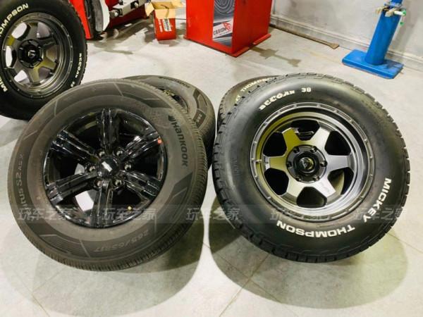 原廠輪轂效果太單一 坦克300改裝輪轂輪胎效果