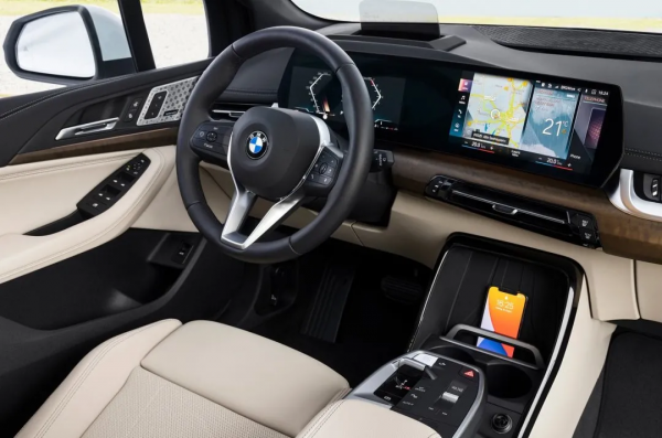 什麼是男男女女都喜歡的寶馬“小麵包”？