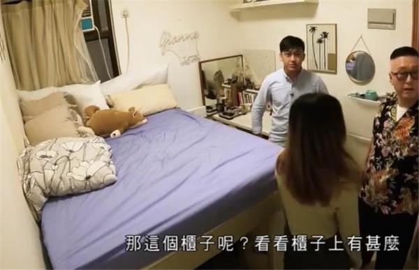香港年輕人太拼了!蝸居10㎡房,開門上床廁所洗碗,陽臺1㎡ 香港年輕人太拼了!蝸居10㎡房,開門上床廁所洗碗,陽臺1㎡