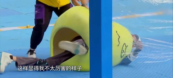 離開姚譯添又怎樣？新《跑男》照樣笑傲霸屏榜首：哪有啥不可替代