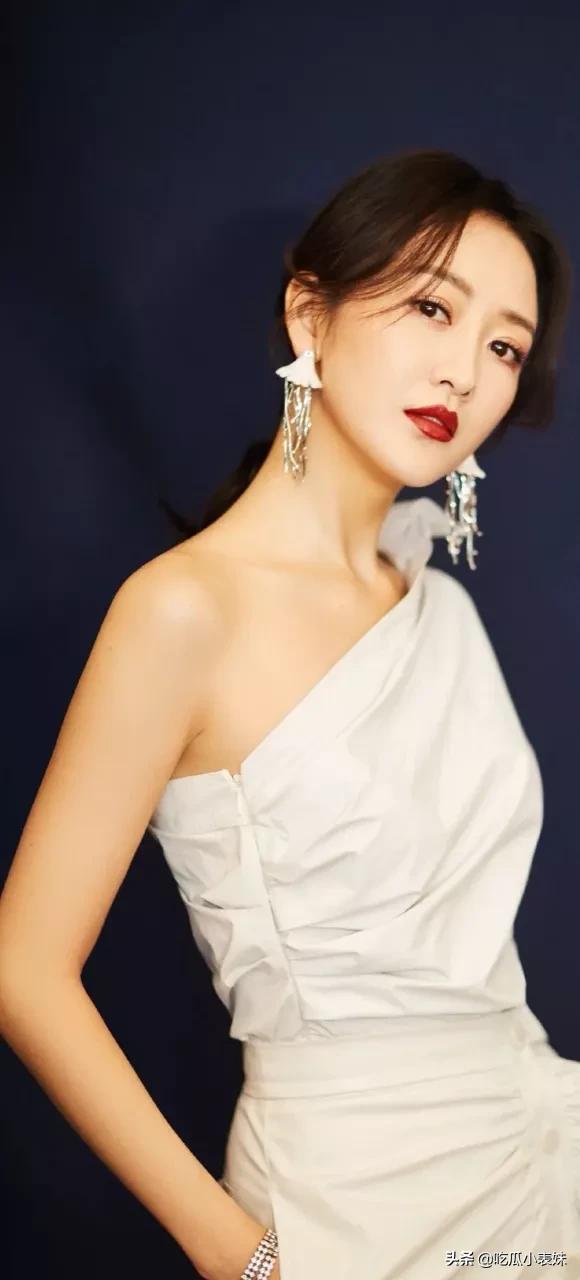 王鷗，冷豔御姐，迷倒眾人