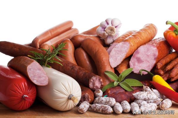 冬季補鈣，3個黃金搭配法，老人養骨骼，孩子長個子，把鈣牢抓住