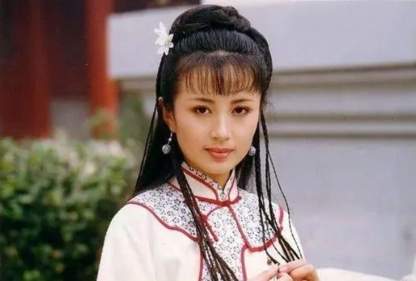 著名演員楊童舒：沒有刻意隱婚，網路謠傳困擾她多年