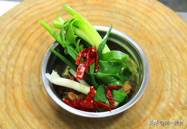 椒麻雞最忌諱直接下鍋煮,多加這一步,麻辣鮮香,雞肉鮮嫩又入味 椒麻雞最忌諱直接下鍋煮,多加這一步,麻辣鮮香,雞肉鮮嫩又入味