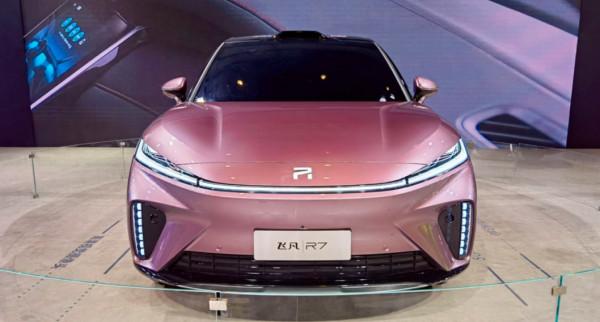 22年純電新車搶先看，哪吒再推新作，飛凡R7和閃電貓玩轉運動潮流