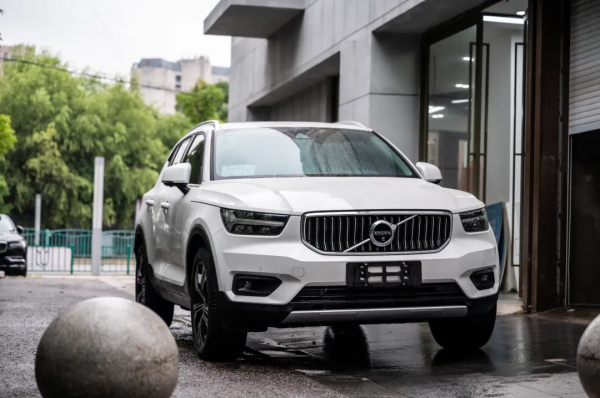 900公里準新車,還是跨省淘的——沃爾沃XC40 900公里準新車,還是跨省淘的——沃爾沃XC40