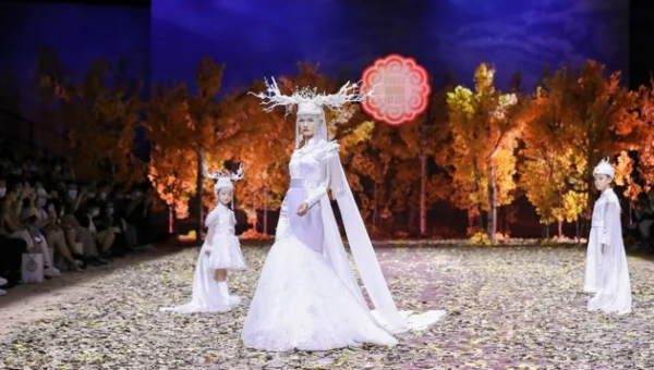 是民族的也是世界的,中國國際時裝週上的文化傳承 是民族的也是世界的,中國國際時裝週上的文化傳承