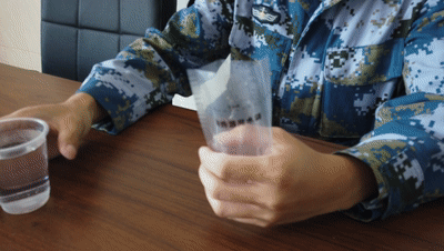 “吃貨”看過來！有一種“大餐”叫單兵自熱食品