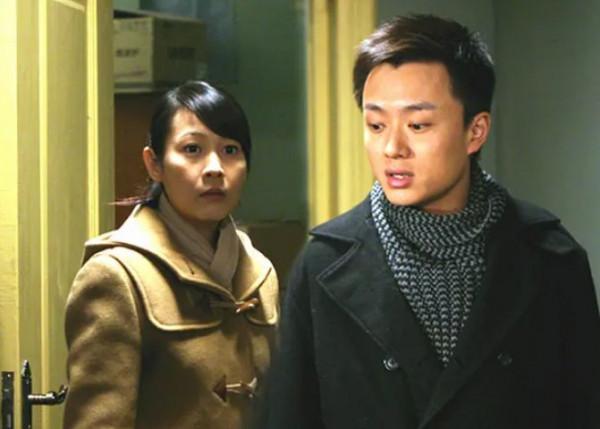 演員吳健：曾被強制退學，為報恩導演不提要求，拍戲險些炸傷左腿