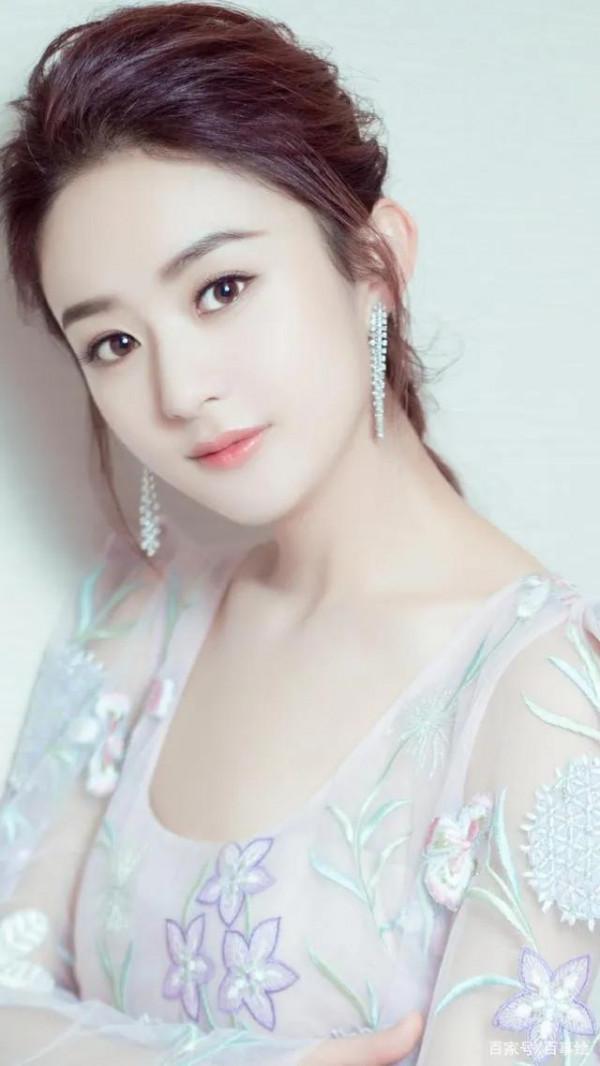 分享一組趙麗穎的美照桌布