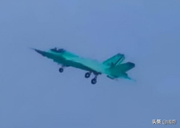 殲35只有主彈艙，沒有格鬥彈艙的問題，這樣的天才設計可以嗎？