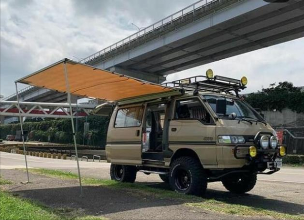 最能越野的麵包房車，三菱得利卡四驅版改裝