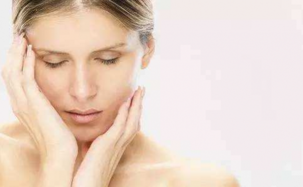 血虛血瘀？送你四味中藥，活血化瘀，讓你面若桃花