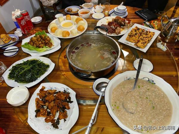 距離海口就1小時車程,人均70可吃到白蓮鵝、鱷魚宴、烤乳豬等 距離海口就1小時車程,人均70可吃到白蓮鵝、鱷魚宴、烤乳豬等