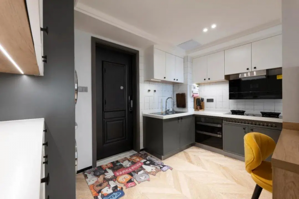 42㎡全靠拆牆打造通透無敵的空間，1人4貓的貓系新居