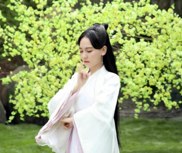 積壓4年,《新白蛇傳》終開播,奈何女主被批太壯,還沒法海好看 積壓4年,《新白蛇傳》終開播,奈何女主被批太壯,還沒法海好看