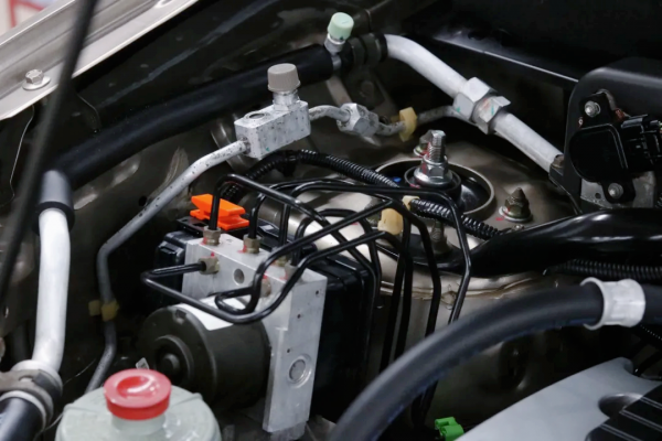 「情懷玩車」2005年老款CRV翻新復活日記,至死返生,終成神話 「情懷玩車」2005年老款CRV翻新復活日記,至死返生,終成神話